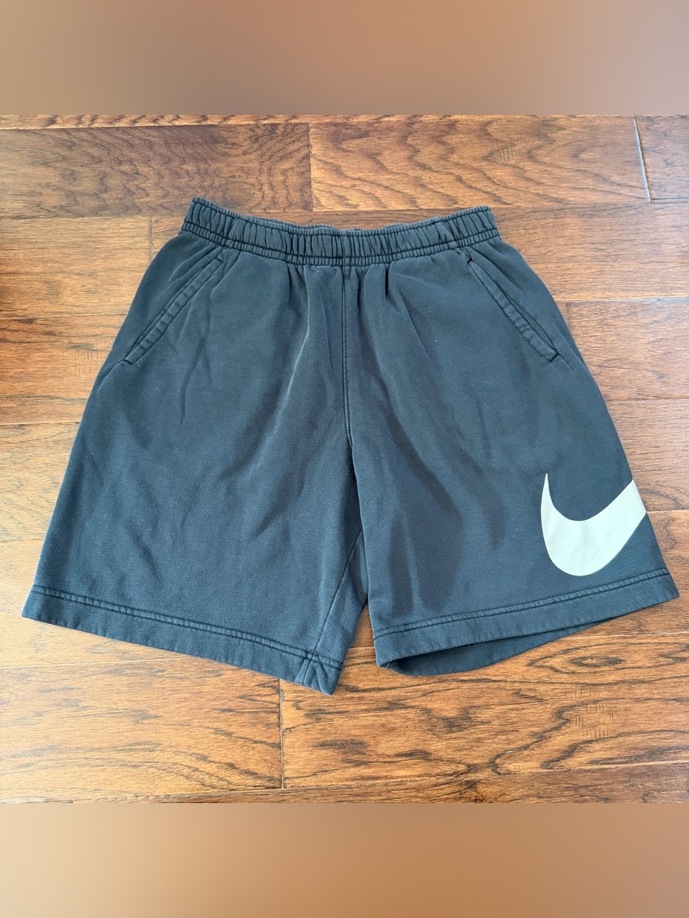 Nike Mens Sportswear Club Fleece Shorts Black Big Swoosh Size Medium Drawstring